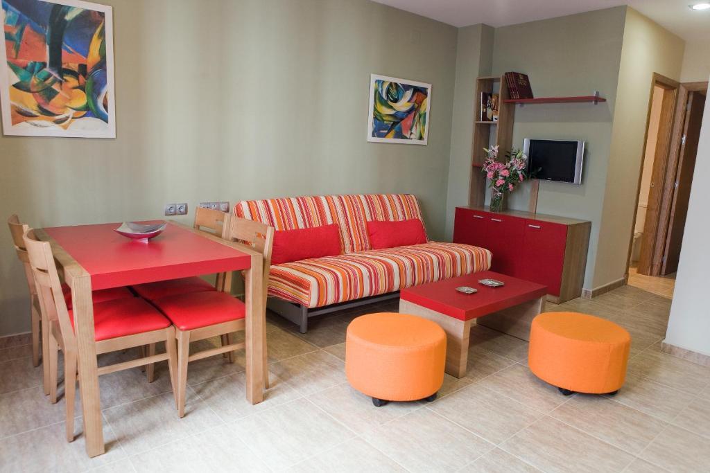 Hotel Y Apartamentos Conilsol Conil De La Frontera Room photo